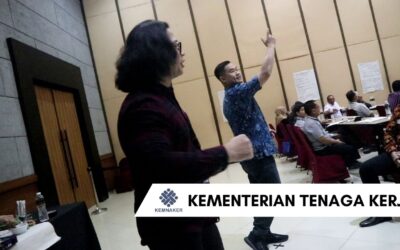 Bahasa Tubuh dan Intonasi: Rahasia Tampil Meyakinkan di Depan Banyak Orang