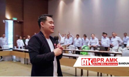 Cara Menjawab Pertanyaan Sulit saat Presentasi